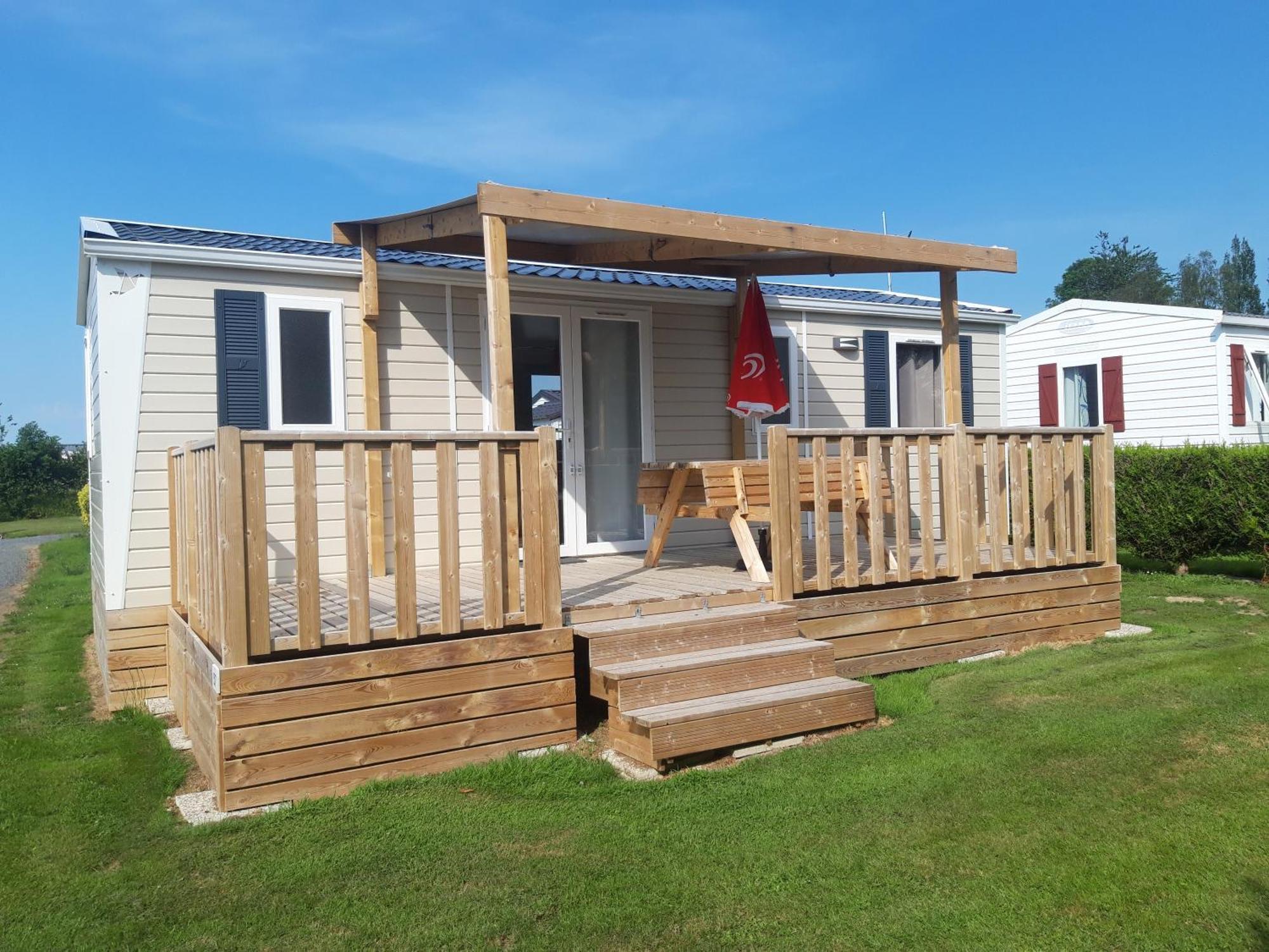 Camping Le Clos De Balleroy Exterior foto